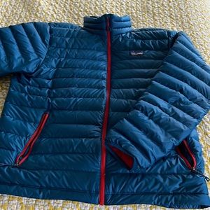 Men's Patagonia lightweight down puffer Large